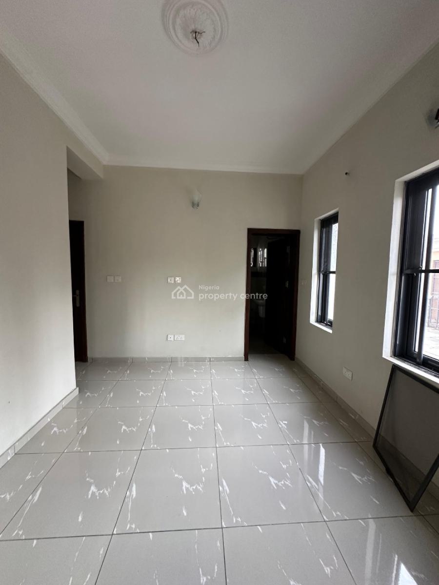 Neatly Built 3 Bedrooms Apartment with Bq, Ikate, Lekki, Lagos, Flat / Apartment for Rent