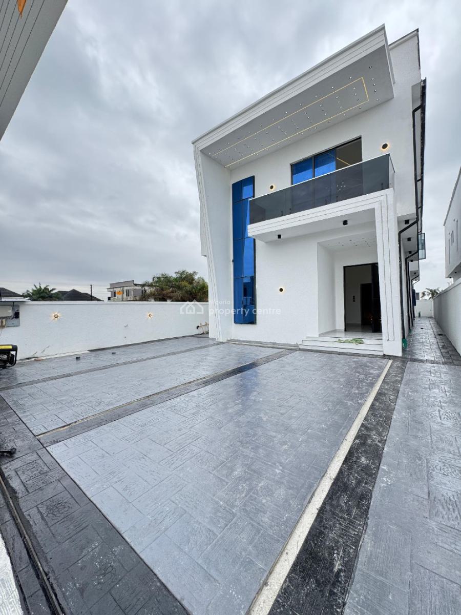 Aesthetically Pleasing 5 Bedroom Duplex with a Bq with a Pool, Ilaje Axis, Ikota, Lekki, Lagos, House for Sale