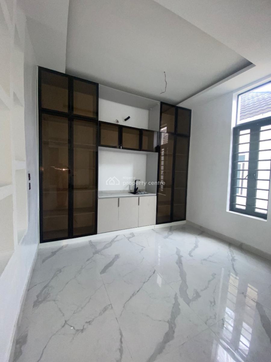 Luxury 6 Bedroom Duplex with Pool, 2kitchen and 2balconies, Chevron, Lekki, Lagos, Detached Duplex for Sale