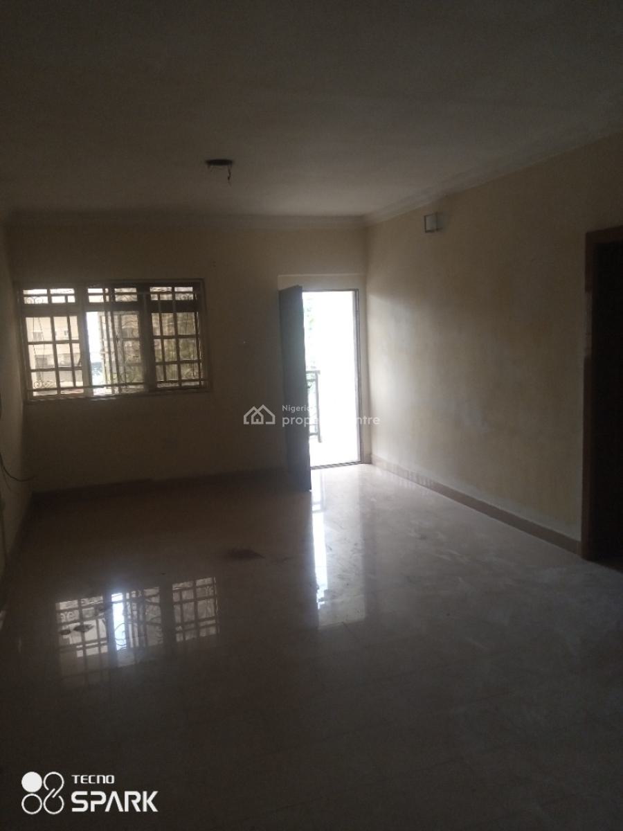 Renovated Three Bedroom Flat All Room Ensuite, Lekki Phase 1, Lekki, Lagos, Flat / Apartment for Rent