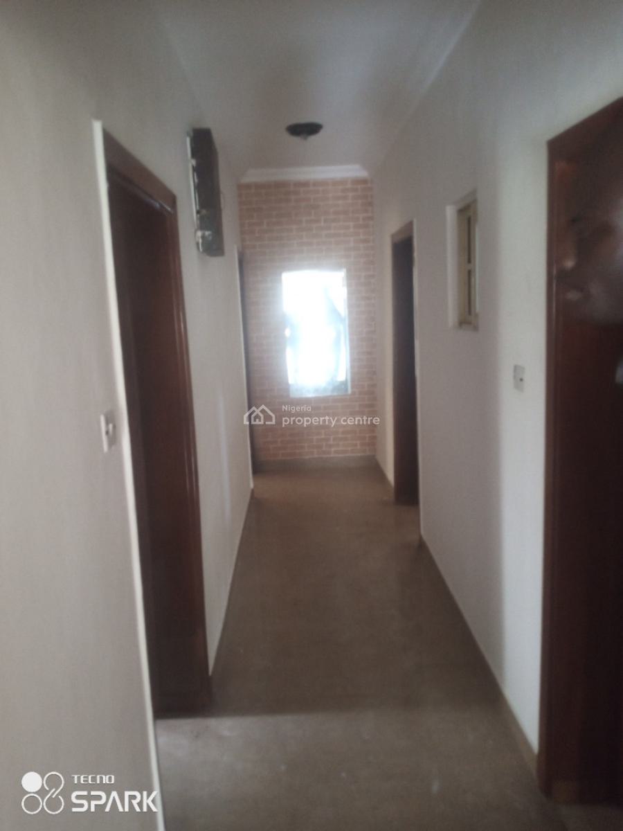 Renovated Three Bedroom Flat All Room Ensuite, Lekki Phase 1, Lekki, Lagos, Flat / Apartment for Rent