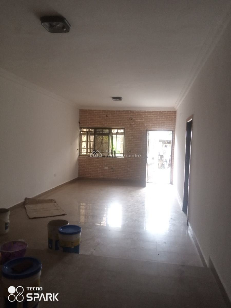 Renovated Three Bedroom Flat All Room Ensuite, Lekki Phase 1, Lekki, Lagos, Flat / Apartment for Rent