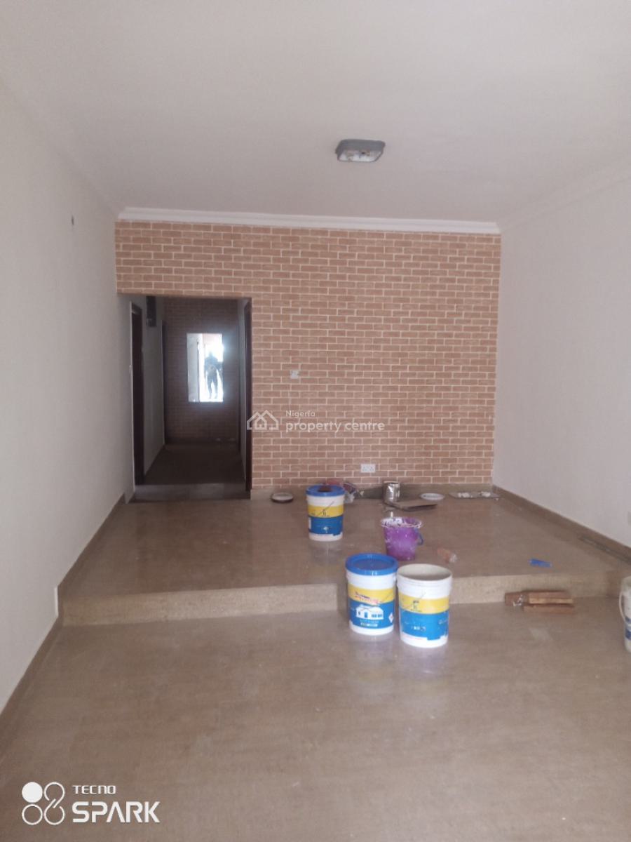 Renovated Three Bedroom Flat All Room Ensuite, Lekki Phase 1, Lekki, Lagos, Flat / Apartment for Rent