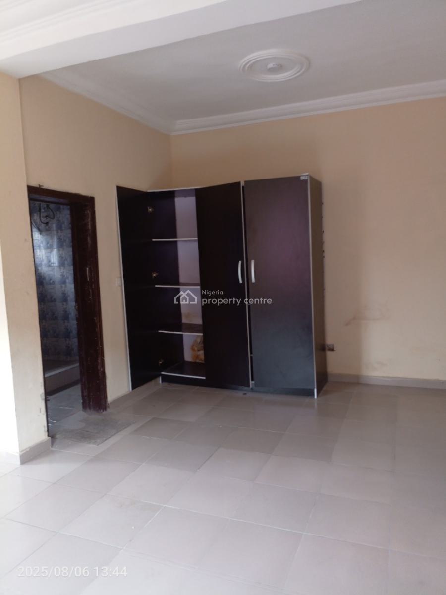 3 Bedroom Shared Apartment, Off Mobil Road, Ilaje, Ajah, Lagos, Flat / Apartment for Rent
