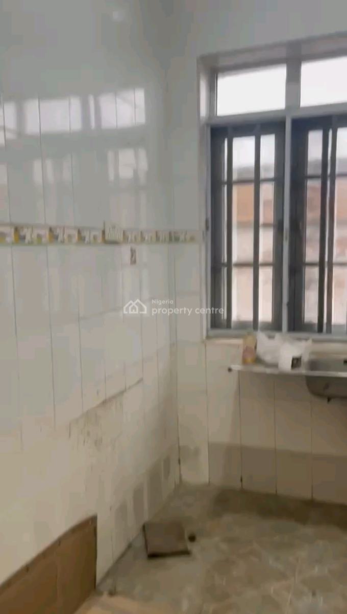Decent Spacious Mini Flat, Glory Estate, Gbagada, Lagos, Mini Flat (room and Parlour) for Rent