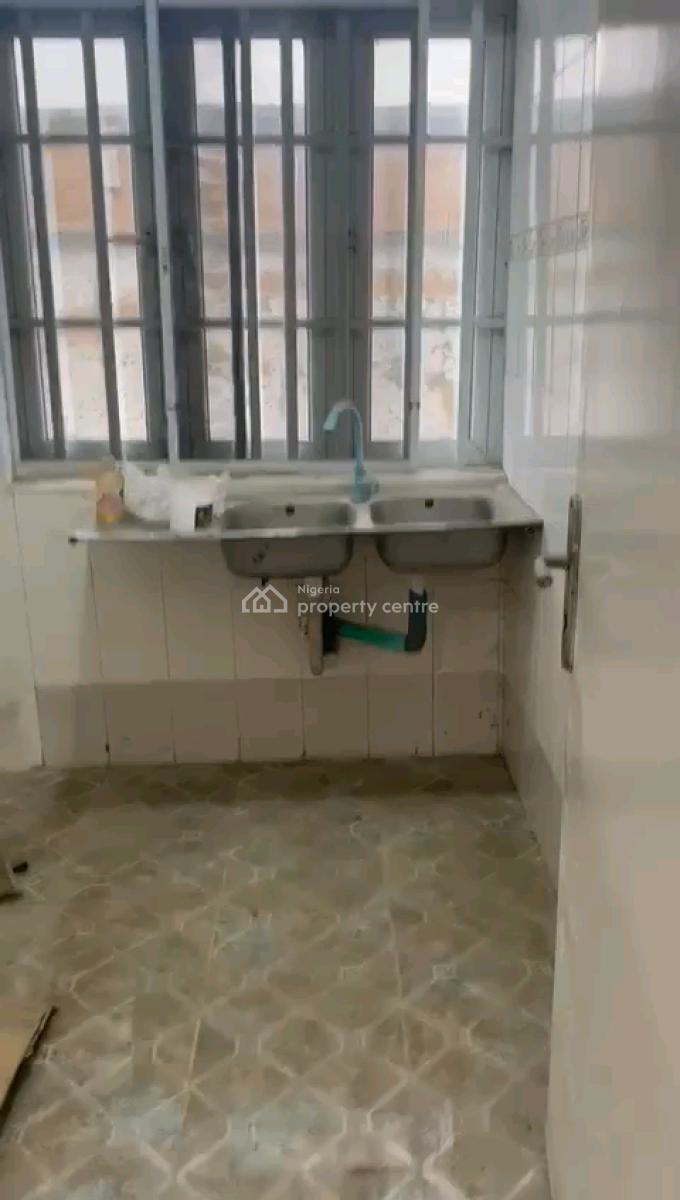 Decent Spacious Mini Flat, Glory Estate, Gbagada, Lagos, Mini Flat (room and Parlour) for Rent