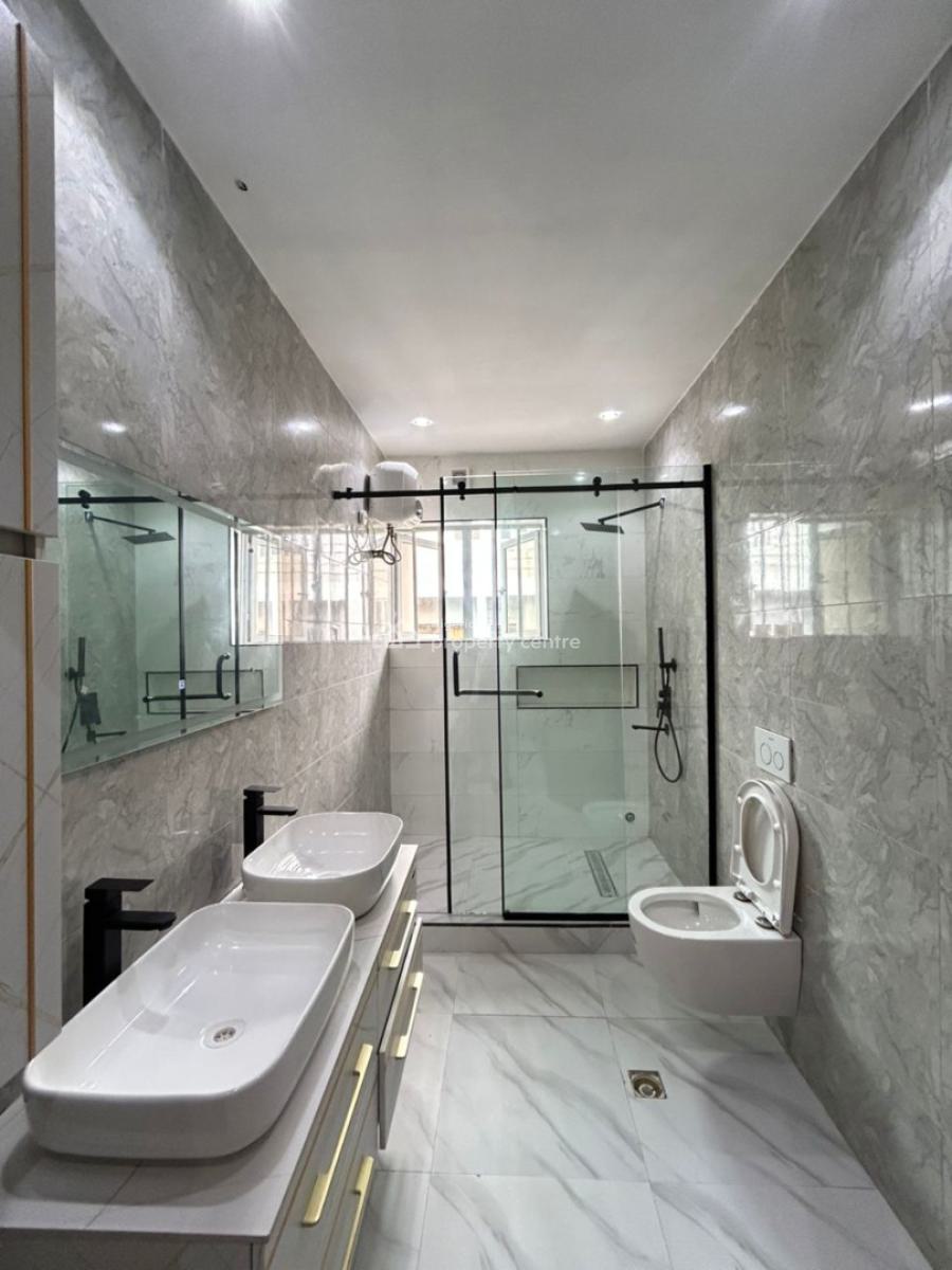 Beautifully Built 4 Bedroom Terrace Duplex with Bq, Lekki Phase 1, Lekki, Lagos, Terraced Duplex for Rent