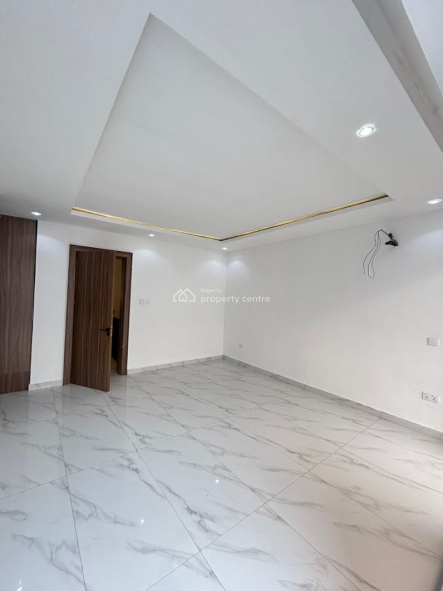 Beautifully Built 4 Bedroom Terrace Duplex with Bq, Lekki Phase 1, Lekki, Lagos, Terraced Duplex for Rent