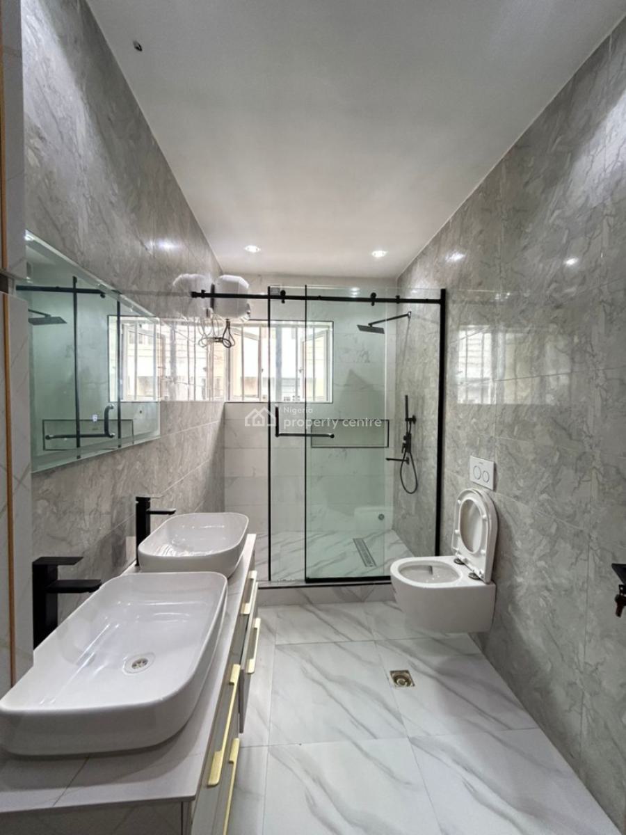 Beautifully Built 4 Bedroom Terrace Duplex with Bq, Lekki Phase 1, Lekki, Lagos, Terraced Duplex for Rent