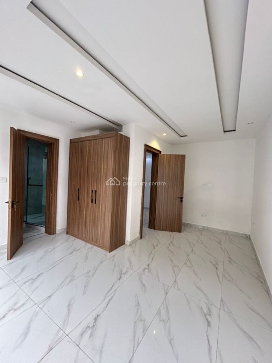 Beautifully Built 4 Bedroom Terrace Duplex with Bq, Lekki Phase 1, Lekki, Lagos, Terraced Duplex for Rent
