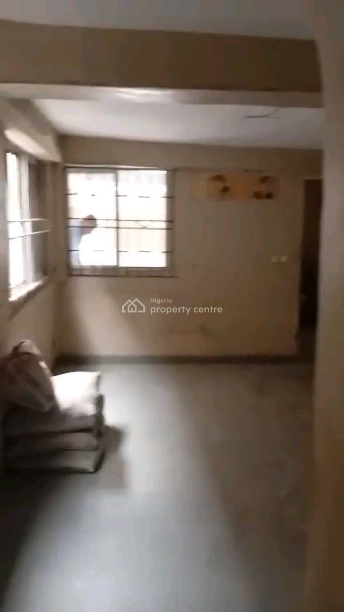 Renovated Pacious 3 Bedroom Duplex All Rooms Ensuite and Guest Toilet, By Deeper Life Hq, Soluyi, Gbagada, Lagos, Detached Duplex for Rent