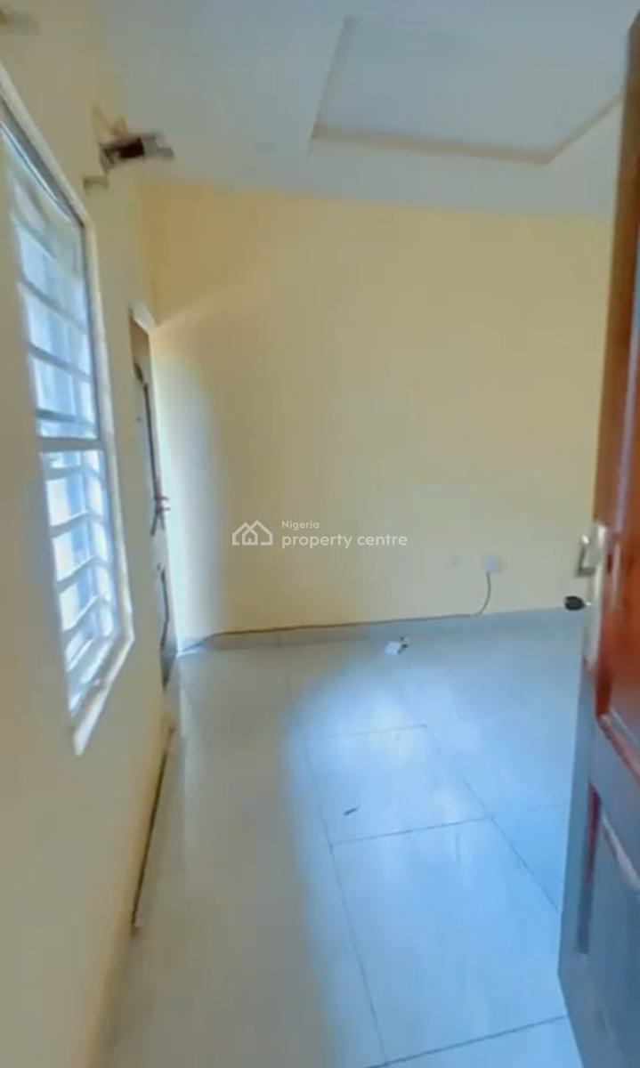 Newly Built and Spacious Mini Flat( Upstairs), Silver Land Estate, Sangotedo, Ajah, Lagos, Mini Flat (room and Parlour) for Rent