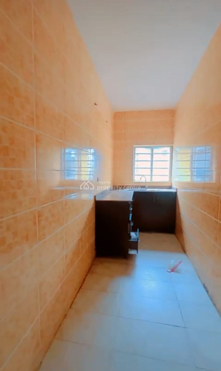 Newly Built and Spacious Mini Flat( Upstairs), Silver Land Estate, Sangotedo, Ajah, Lagos, Mini Flat (room and Parlour) for Rent