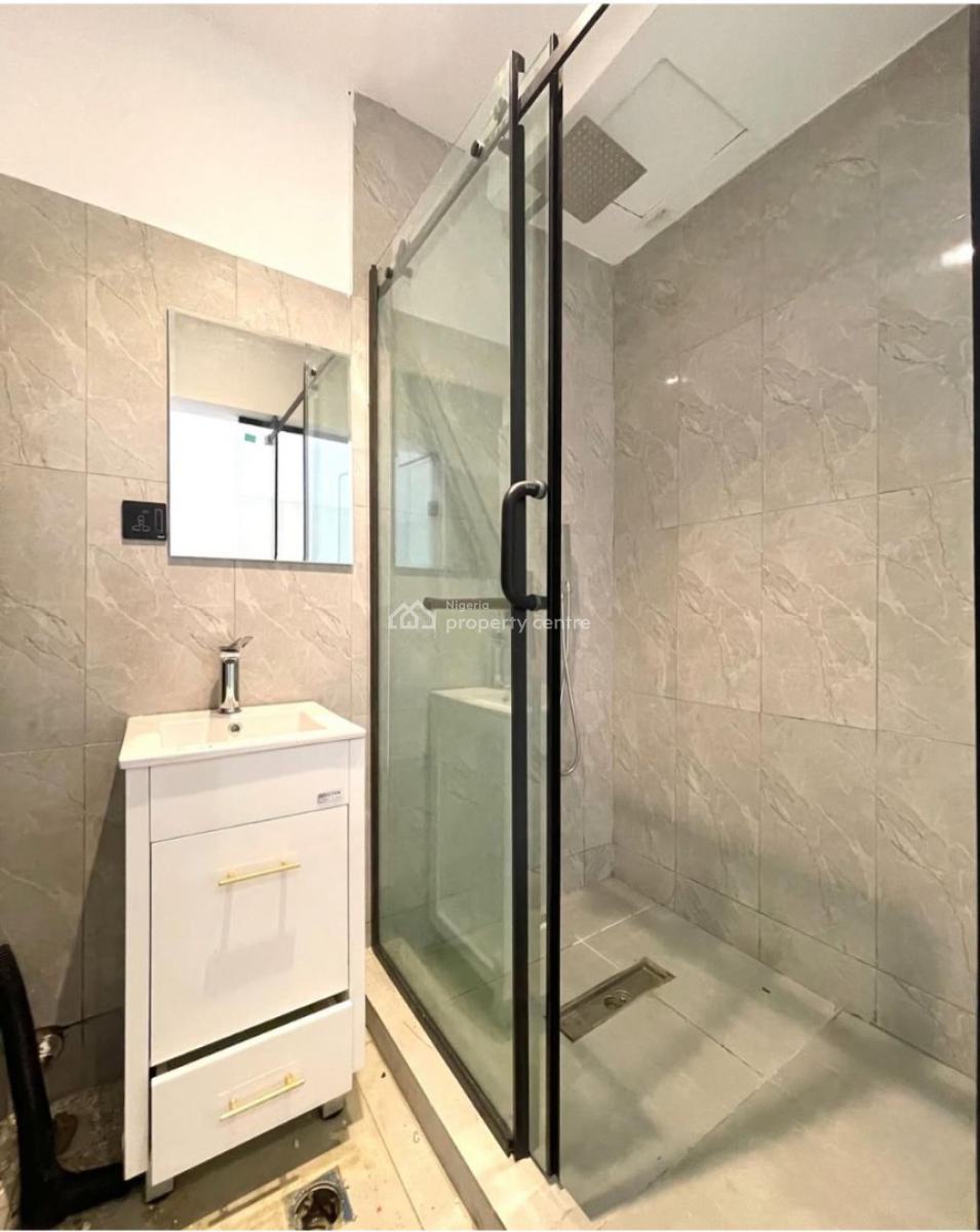Tastefully Finished Luxury 2 Bedroom Mansionette, Lekki Phase 1, Lekki, Lagos, Terraced Duplex for Sale