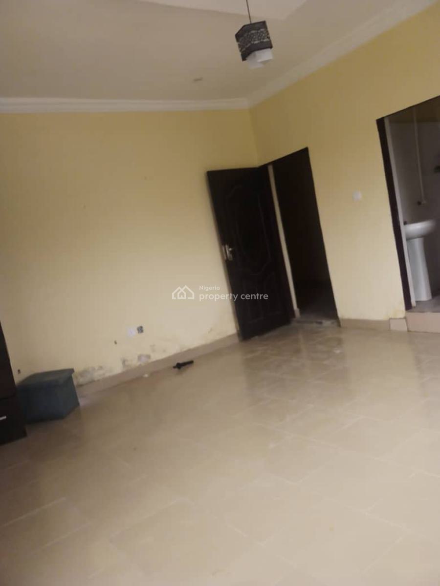 Self-contained, Ologolo, Lekki, Lagos, Self Contain (single Rooms) for Rent