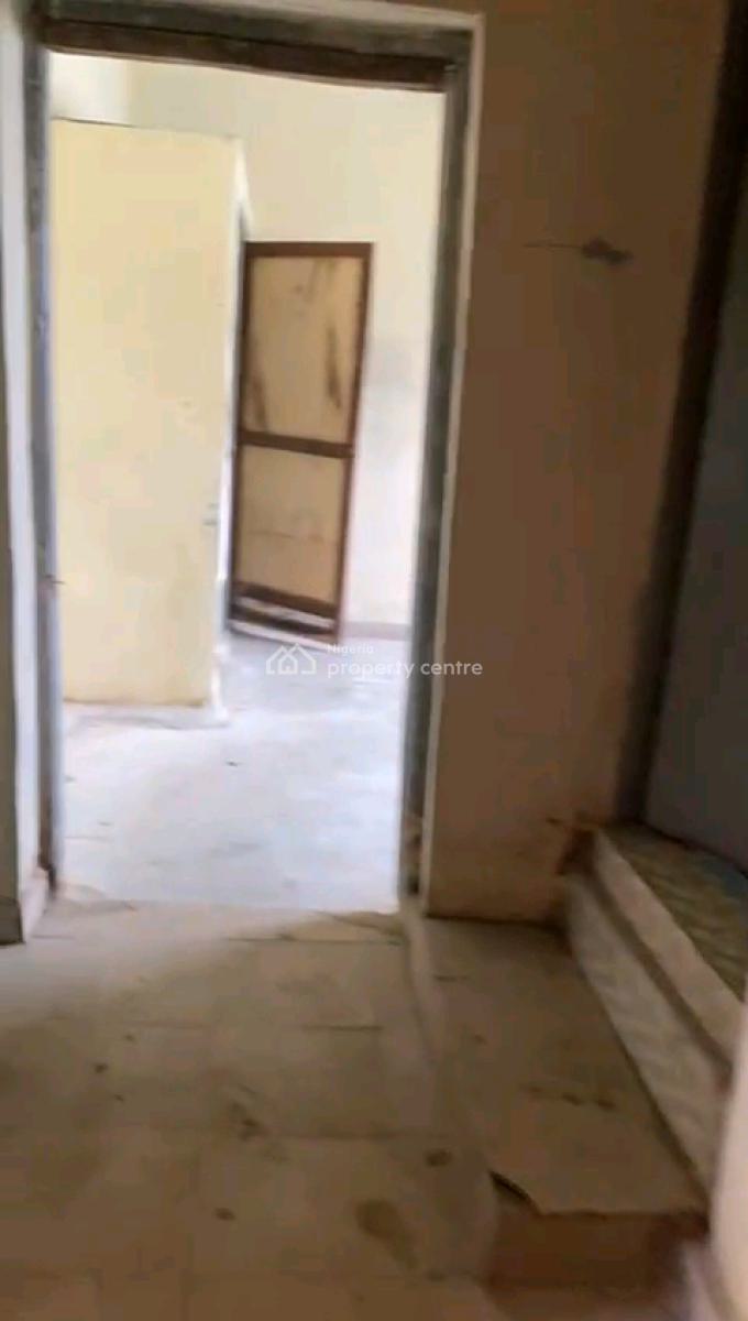 a Spacious 3  Bedroom Flat, Off Community Road, Akoka, Yaba, Lagos, Flat / Apartment for Rent