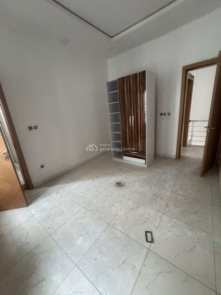 Luxury Semi Master Bedroom, Orchid Road, Lekki Phase 2, Lekki, Lagos, Self Contain (single Rooms) for Rent