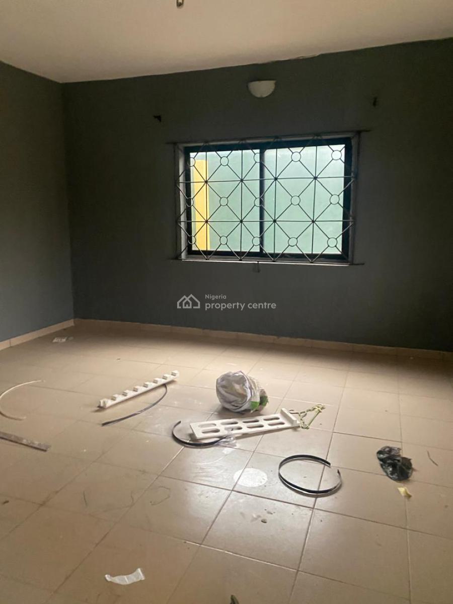 Clean 3 Bedroom Flat Apartment, Olowora, Magodo, Lagos, Flat / Apartment for Rent
