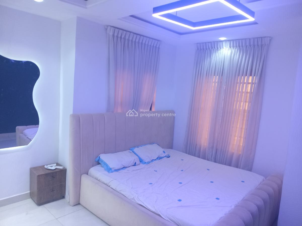 Newyork Furnished 2bd Flat, Adekunle By Third Mainland Bridge, Adekunle, Yaba, Lagos, Flat / Apartment for Rent
