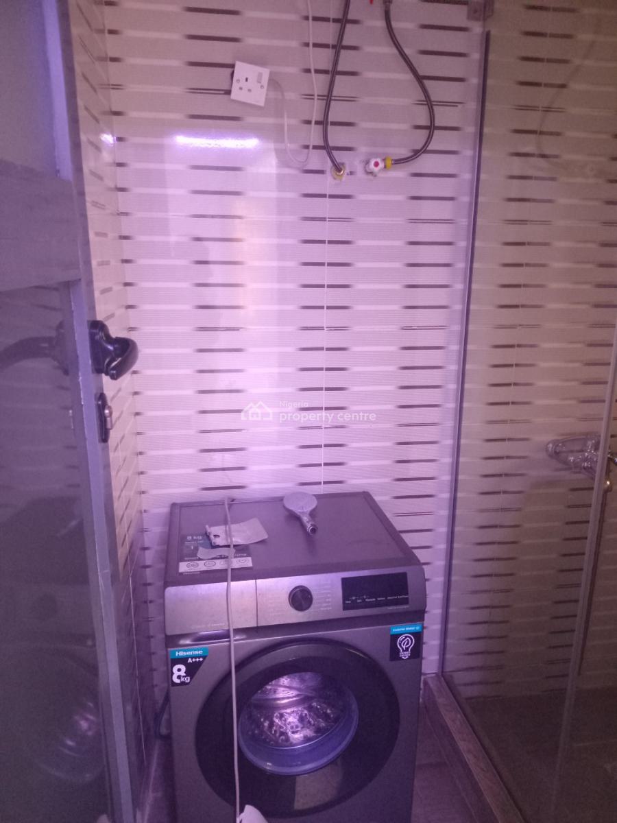Newyork Furnished 2bd Flat, Adekunle By Third Mainland Bridge, Adekunle, Yaba, Lagos, Flat / Apartment for Rent
