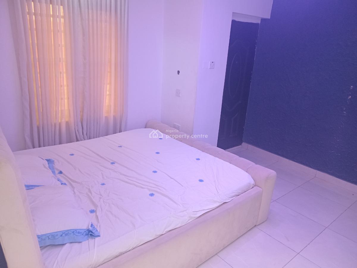Newyork Furnished 2bd Flat, Adekunle By Third Mainland Bridge, Adekunle, Yaba, Lagos, Flat / Apartment for Rent