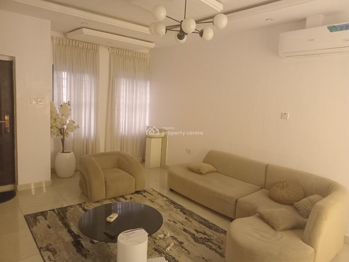 Newyork Furnished 2bd Flat, Adekunle By Third Mainland Bridge, Adekunle, Yaba, Lagos, Flat / Apartment for Rent