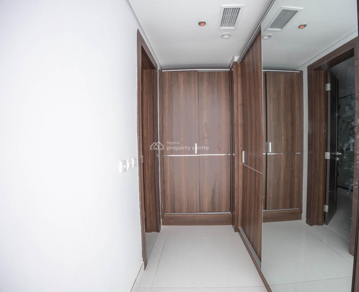 Fully Furnished 4 Bedroom Pent House  with a Room Bq, Blue Waters, Lekki, Lagos, House for Rent