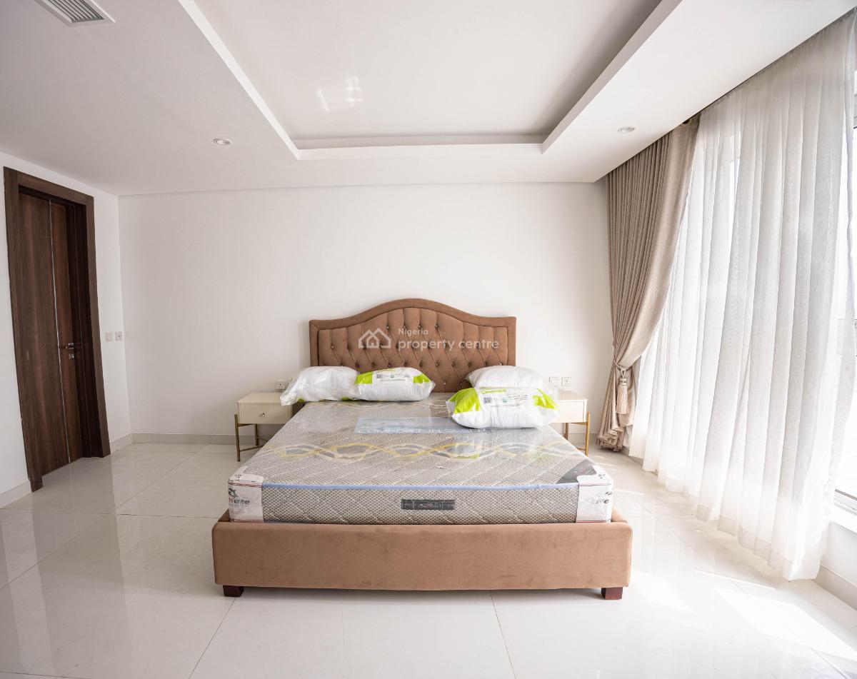Fully Furnished 4 Bedroom Pent House  with a Room Bq, Blue Waters, Lekki, Lagos, House for Rent