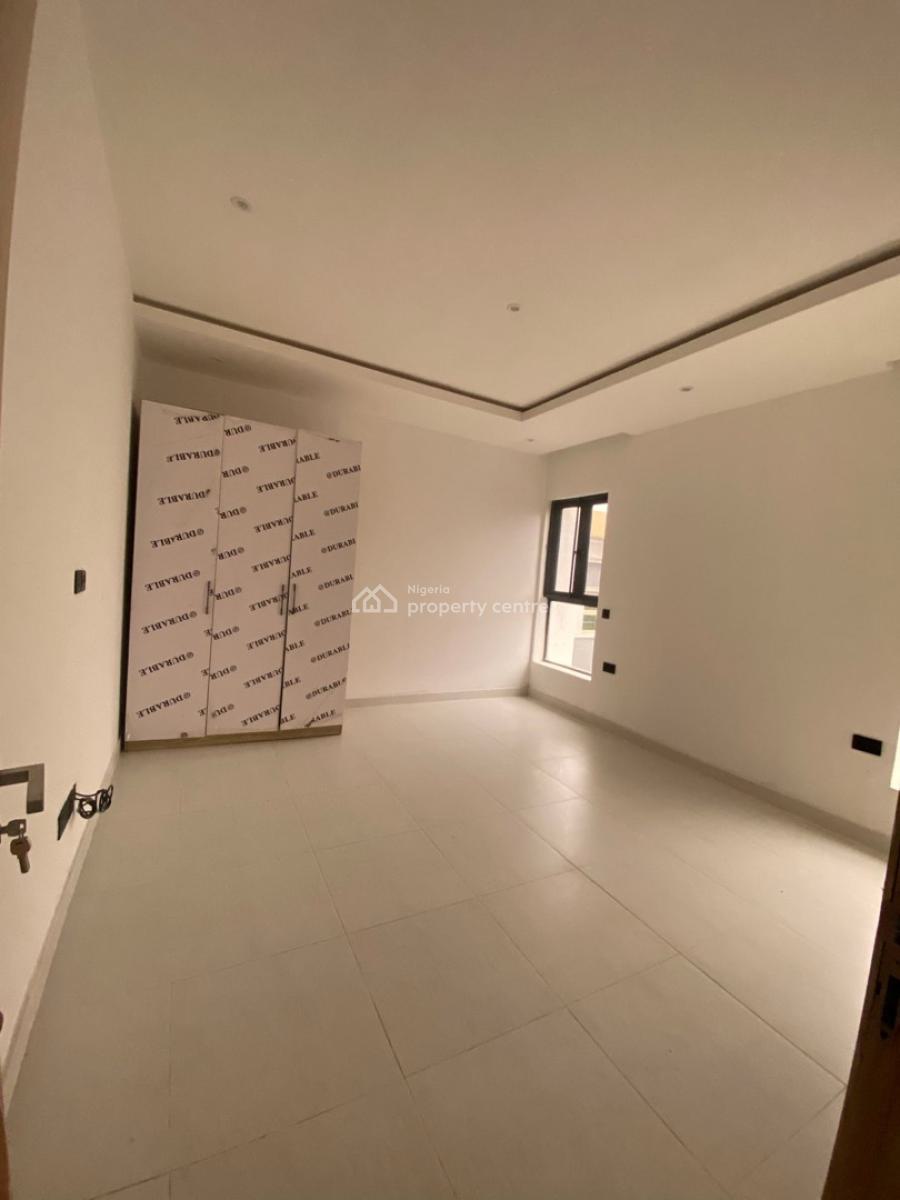 a Standard Lovely 2 Bedroom Apartments, Lekki Phase 1, Lekki, Lagos, Flat / Apartment for Rent