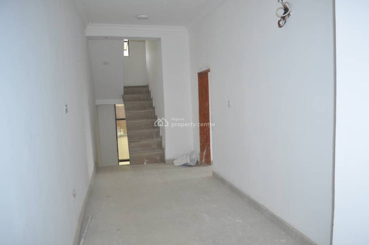 5 Bedrooms Semi-detached Duplex with Bq, Akora Villa Estate, Adeniyi Jones, Ikeja, Lagos, Semi-detached Duplex for Sale