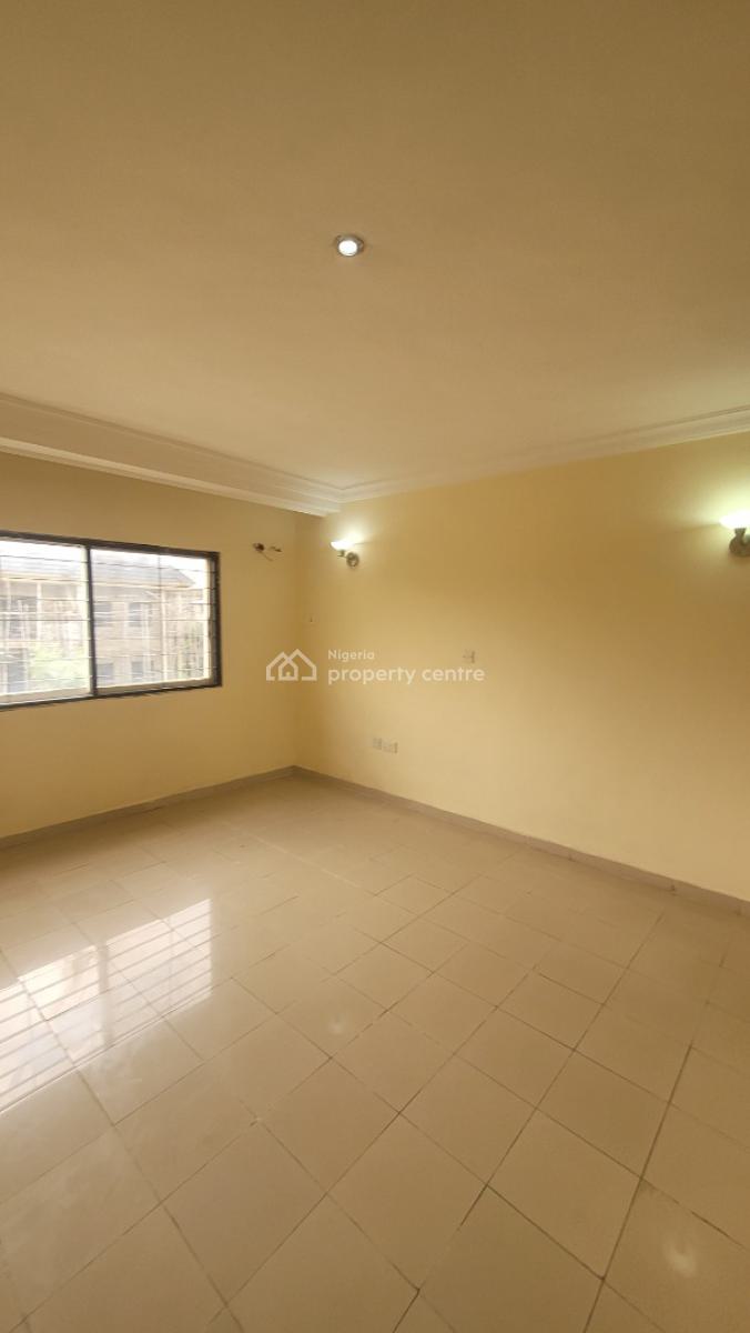 Massive Luxury 4 Bedroom Terrace Duplex Inside Estate, By American International School, Durumi, Abuja, Flat / Apartment for Rent