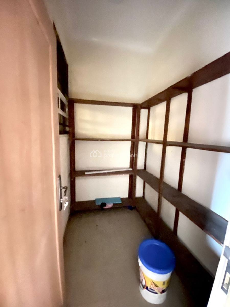 Stately 3 Bedroom Pent-house Apartment with Bq, Chevron, Lekki, Lagos, Flat / Apartment for Rent