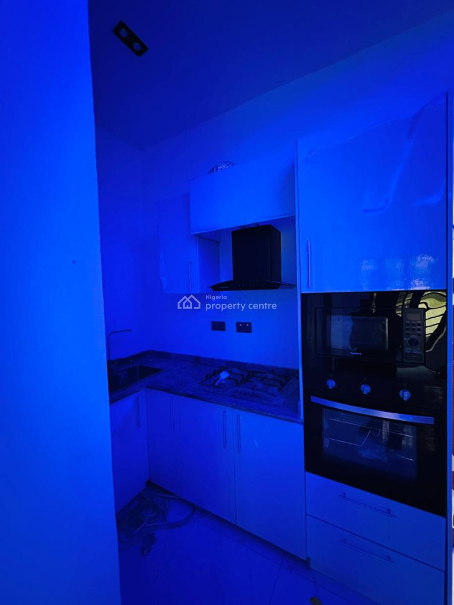 Exquisitely Built 1 Bedroom Apartment, Spg Road, Lekki, Lagos, Block of Flats for Sale