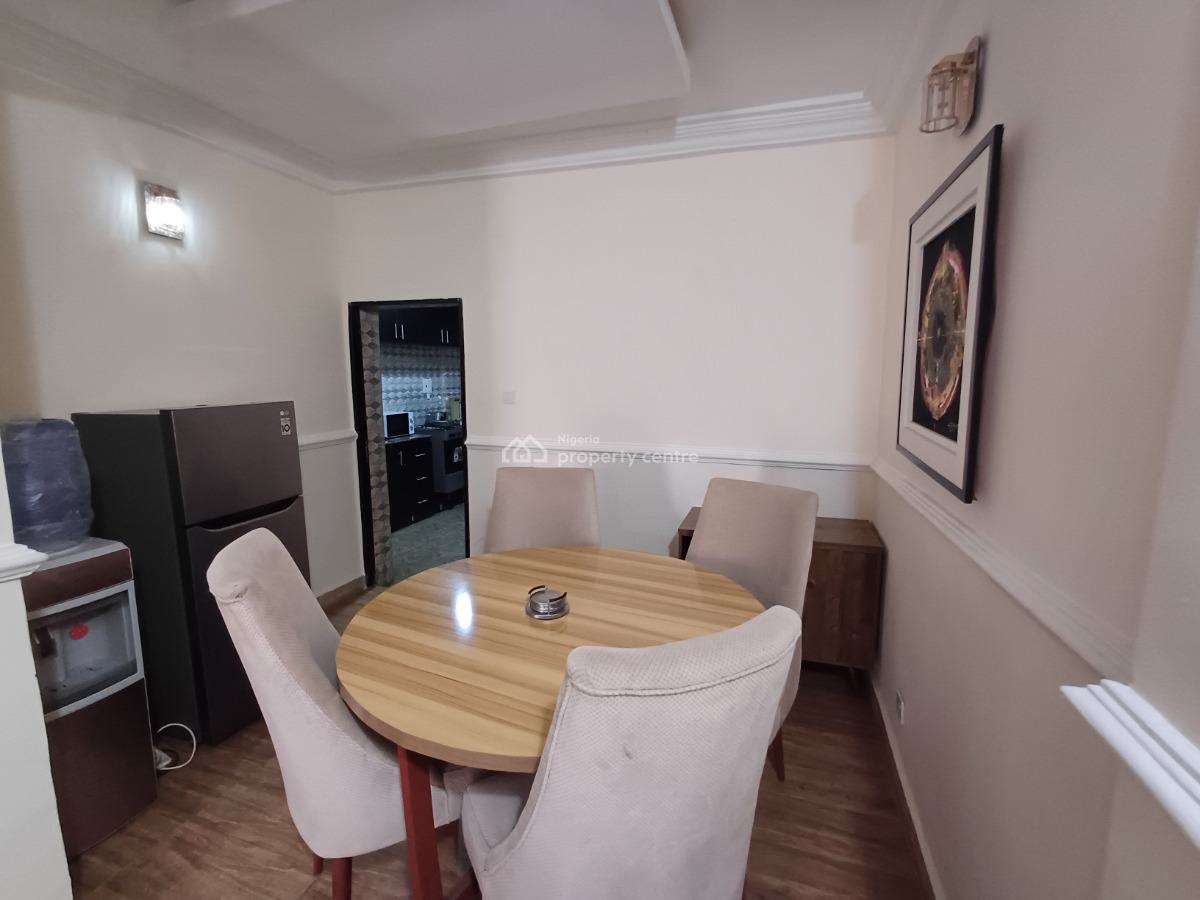 Serviced Fully Furnished 2 Bedroom Flat on The Ground Floor, Wuse 2, Abuja, Flat / Apartment for Rent