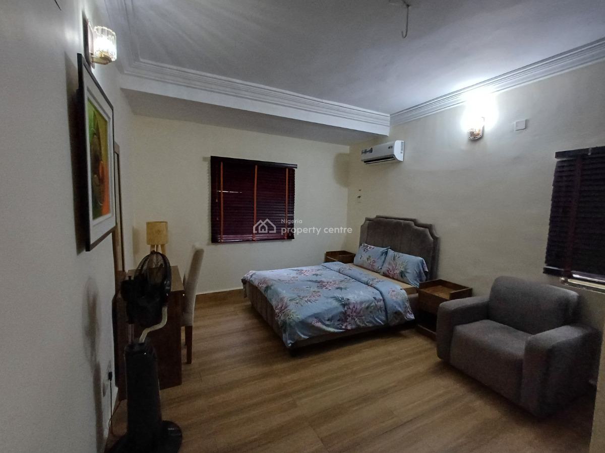 Serviced Fully Furnished 2 Bedroom Flat on The Ground Floor, Wuse 2, Abuja, Flat / Apartment for Rent