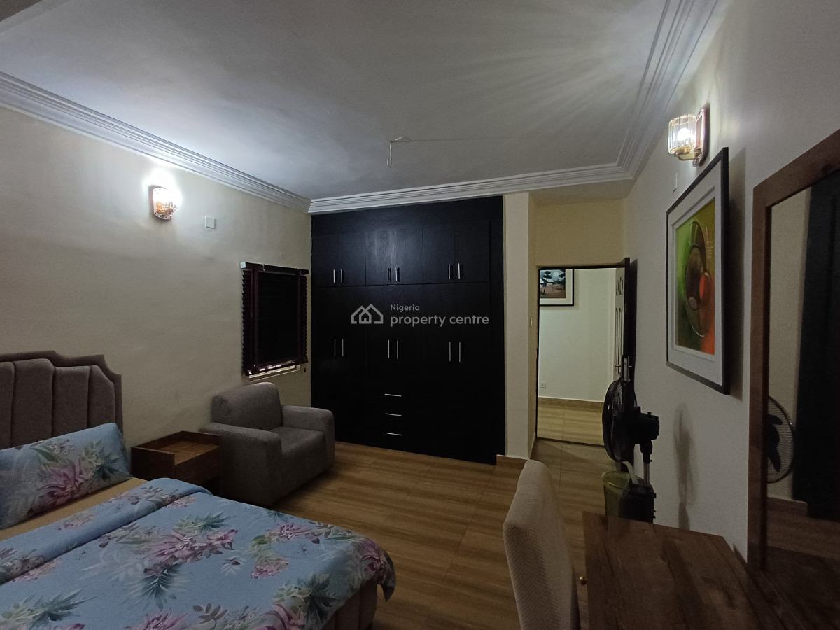 Serviced Fully Furnished 2 Bedroom Flat on The Ground Floor, Wuse 2, Abuja, Flat / Apartment for Rent