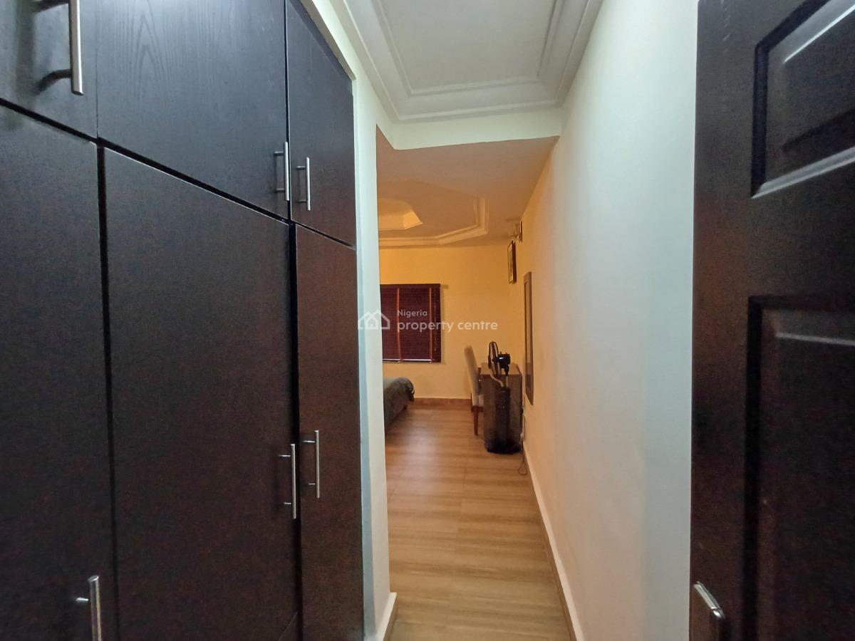 Serviced Fully Furnished 2 Bedroom Flat on The Ground Floor, Wuse 2, Abuja, Flat / Apartment for Rent
