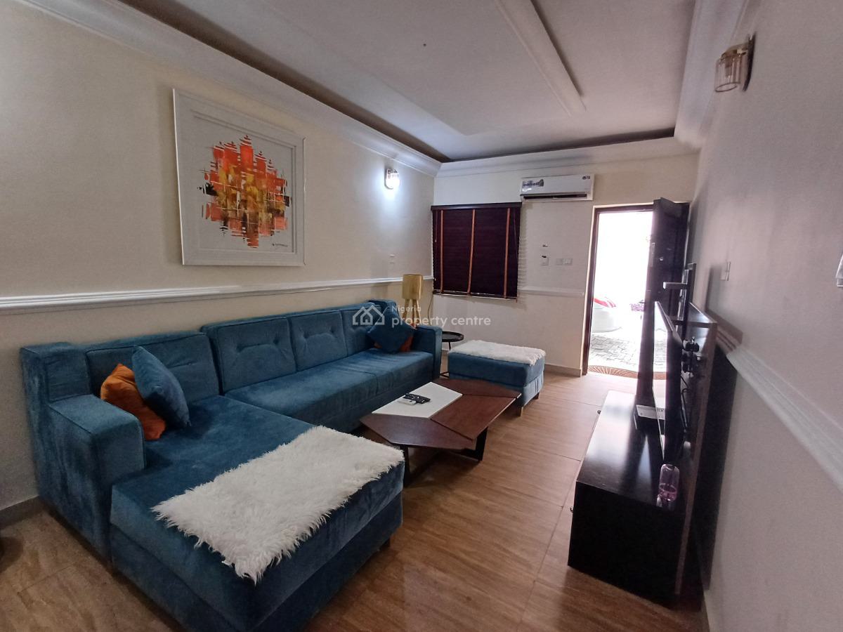 Serviced Fully Furnished 2 Bedroom Flat on The Ground Floor, Wuse 2, Abuja, Flat / Apartment for Rent