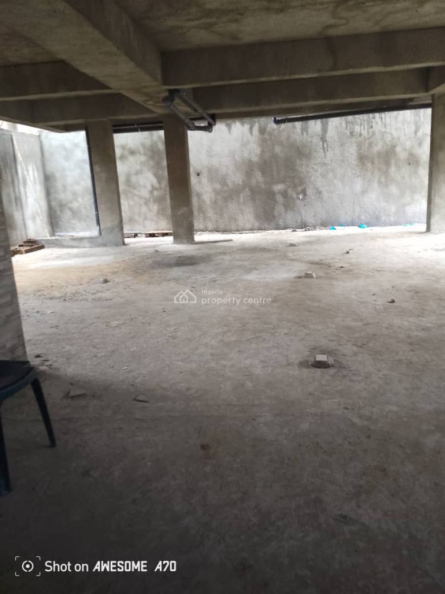 New 3bedroom Flat Ensuit with Bq,elevator, Alagomeji, Yaba, Lagos, Flat / Apartment for Rent