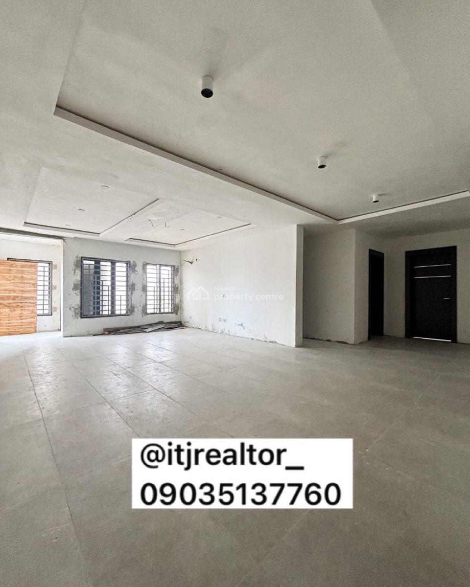 Lovely 4 Bedroom Apartment with Bq, Lekki Phase 1, Lekki Phase 1, Lekki, Lagos, Block of Flats for Sale