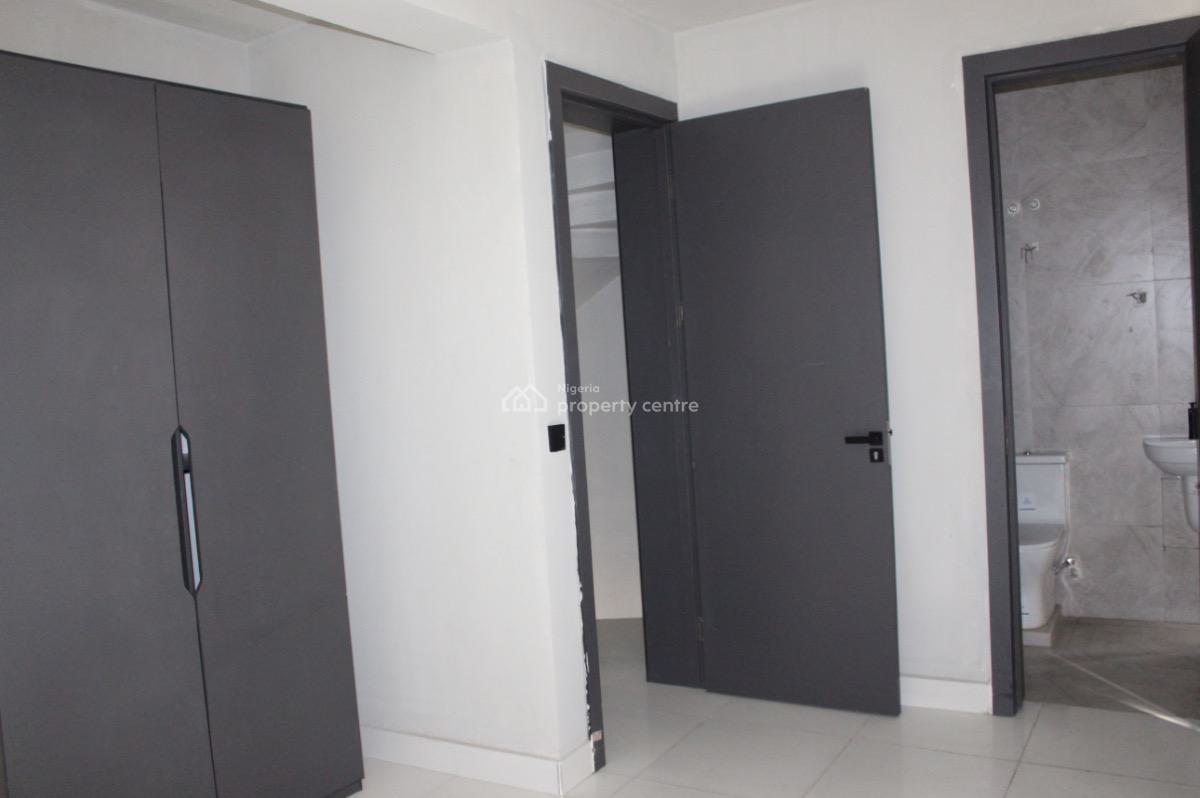 4 Bedroom Terrace Apartment at Ilasan, Idowu Emma, Ilasan, Lekki, Lagos, Terraced Duplex for Sale