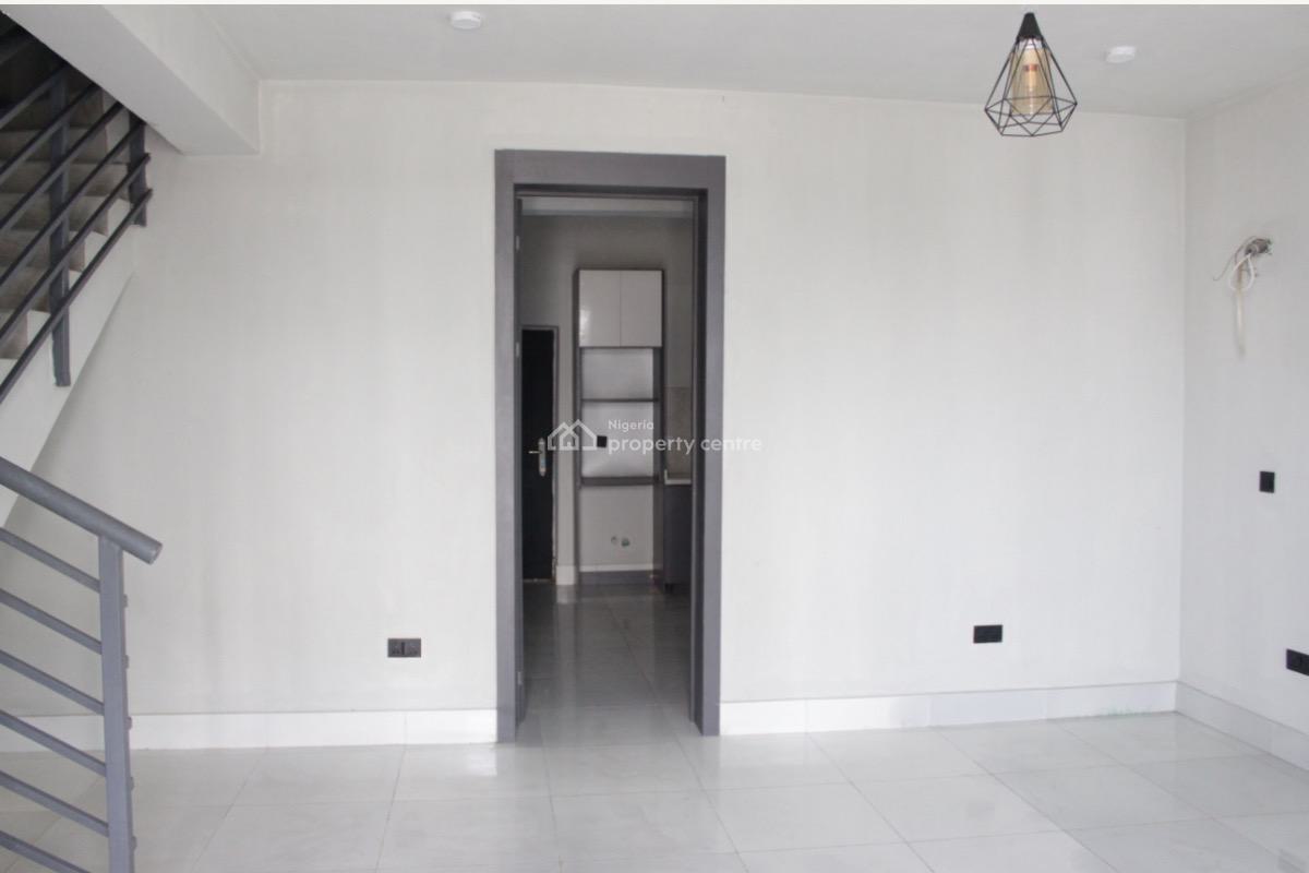 4 Bedroom Terrace Apartment at Ilasan, Idowu Emma, Ilasan, Lekki, Lagos, Terraced Duplex for Sale