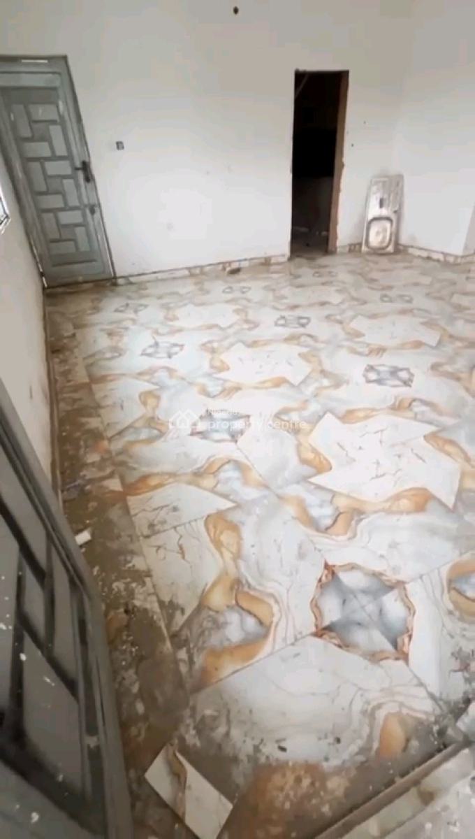 a Standard and Newly Built 2 Bedroom Apartment, Upstairs, Off Pedro Road, Shomolu, Lagos, Flat / Apartment for Rent