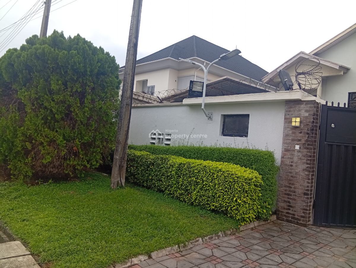 a Self Serviced 5 Bedroom Detached House with 2 Bq, Lekki Phase 1, Lekki, Lagos, Detached Duplex for Rent