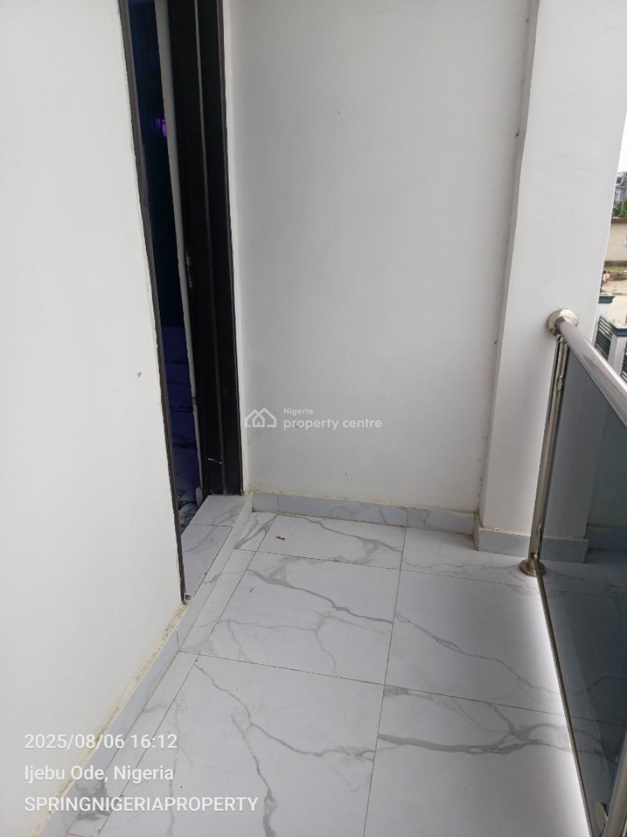 Luxury 2 Bedrooms Flat, Upstairs, After Blenco Supermarket, Sangotedo, Ajah, Lagos, Flat / Apartment for Rent