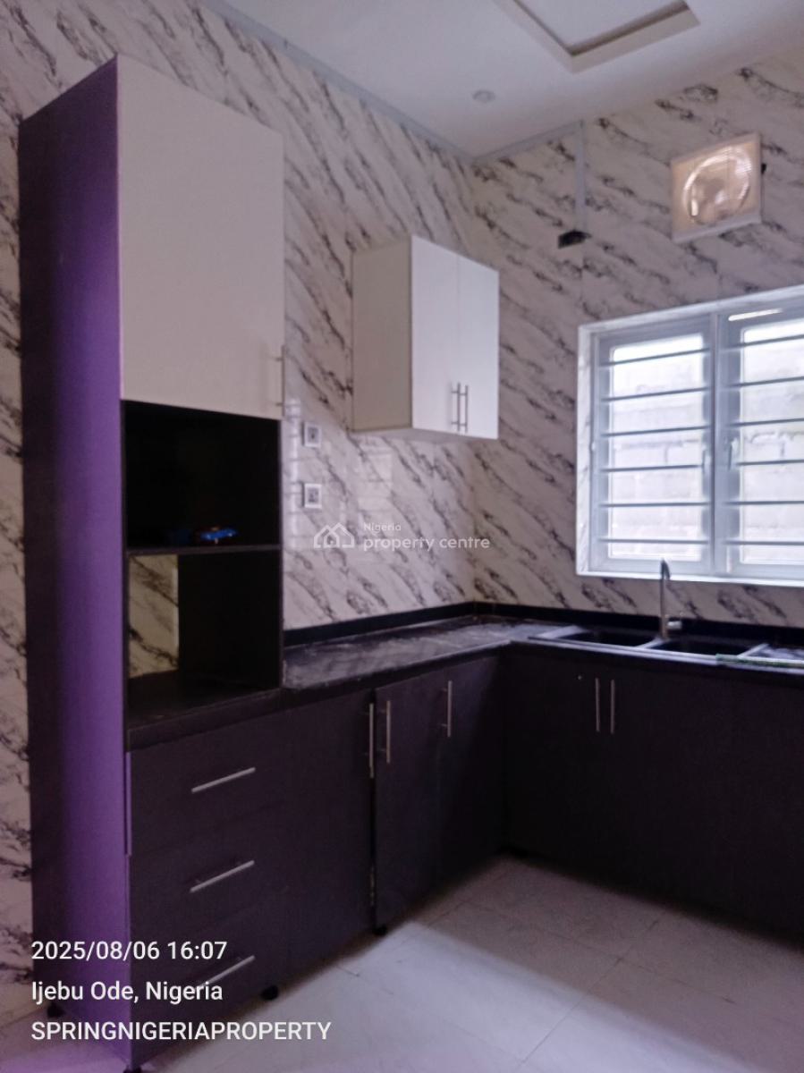 Luxury 2 Bedrooms Flat, Upstairs, After Blenco Supermarket, Sangotedo, Ajah, Lagos, Flat / Apartment for Rent