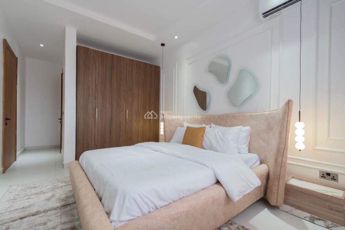 Luxurious 2bedroom with Rooftop, Gym and Pool, African Lane, Lekki Phase 1, Lekki, Lagos, Flat / Apartment Short Let
