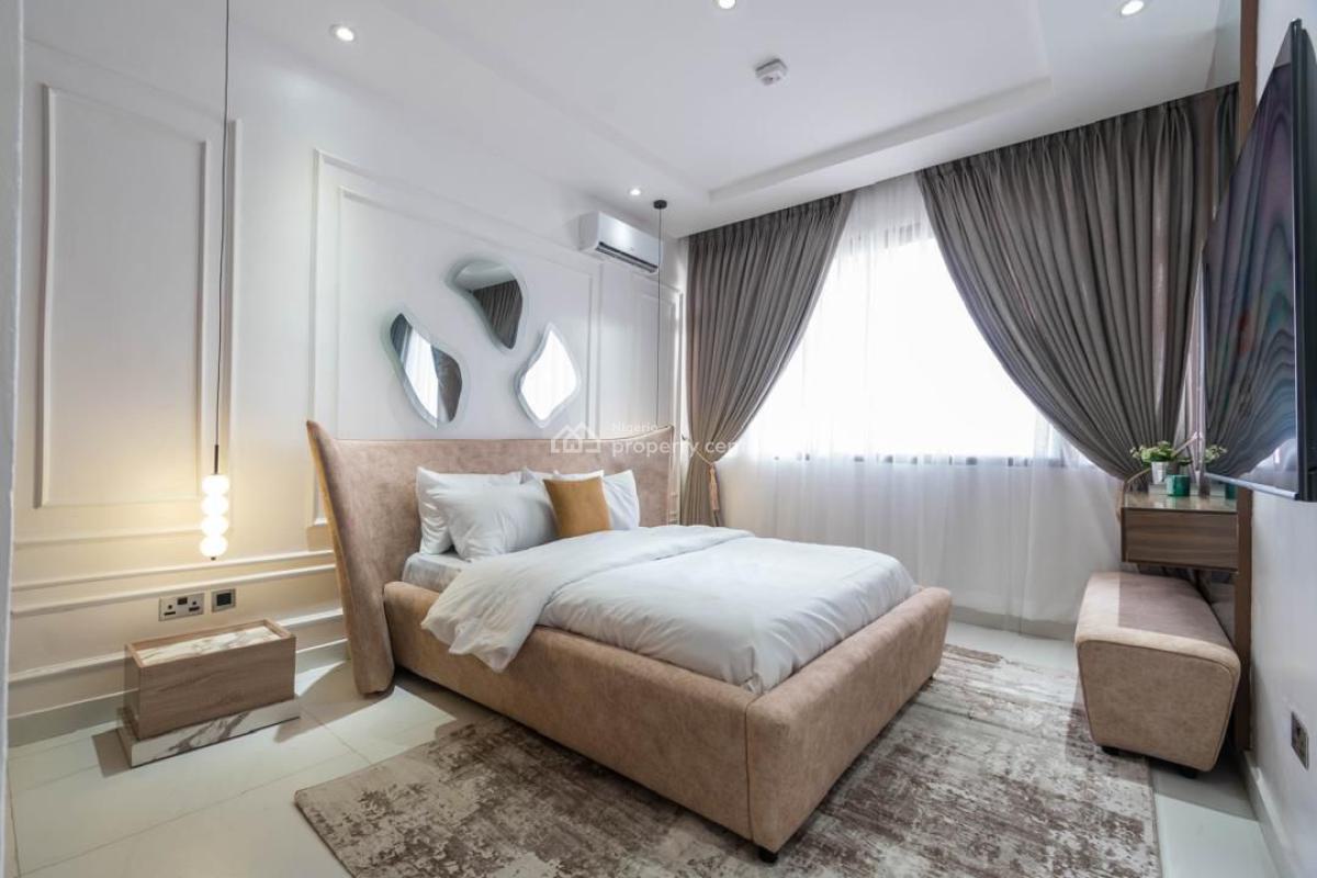 Luxurious 2bedroom with Rooftop, Gym and Pool, African Lane, Lekki Phase 1, Lekki, Lagos, Flat / Apartment Short Let