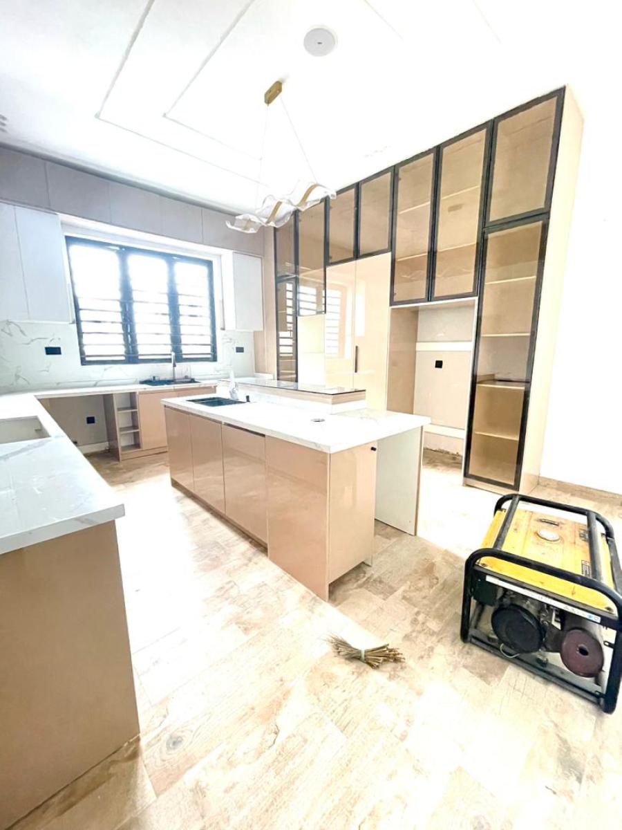 5 Bedroom Fully Detached Duplex in a Secure Environment, Lekki County, Lekki, Lagos, Detached Duplex for Sale