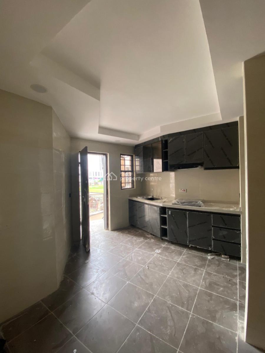 Brand New Fully Serviced 2 Bedrooms (without Bq), Lekki Phase 1, Lekki, Lagos, Flat / Apartment for Rent